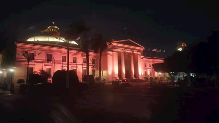 جامعة القاهرة مبانيها الرئيسية