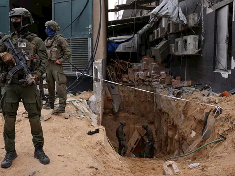 محاصري الخط الأصفر (1)_2