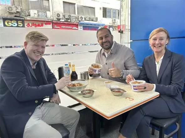 صورة 2 السفارة