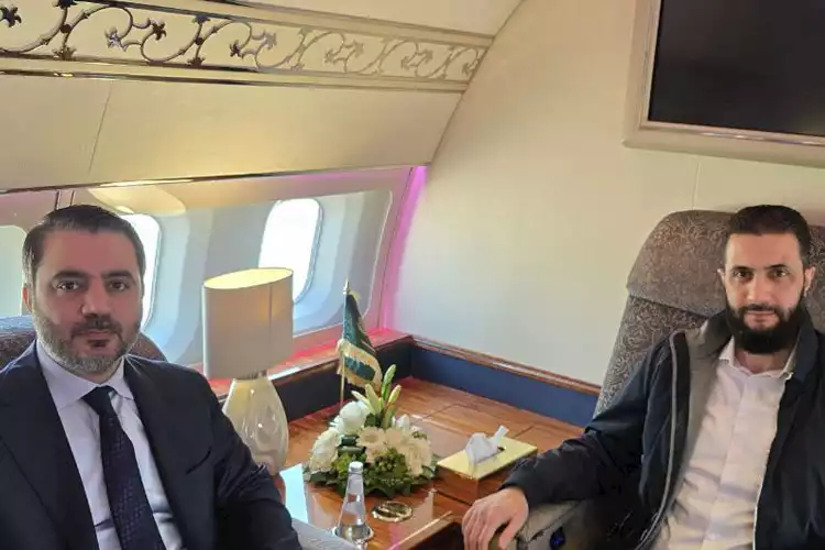 الشرع يبدأ اليوم أول زيارة رسمية إلى السعودية                                                                                                                                                           