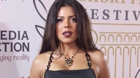 ناهد السباعي تدافع عن شقيقها أنا ضد انتهاك حرمة الميت