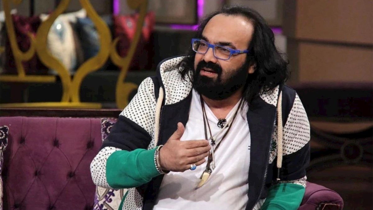 نادر أبو الليف يعلن استعادة شقة والديه بعد نزاع قضائي