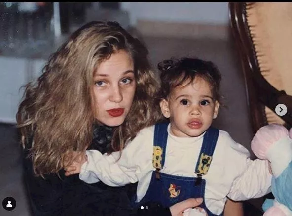 شيرين رضا وابنتها نور