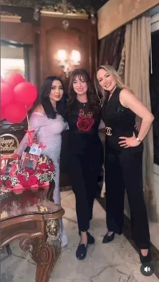 نرمين الفقي تحتفل بعيدها