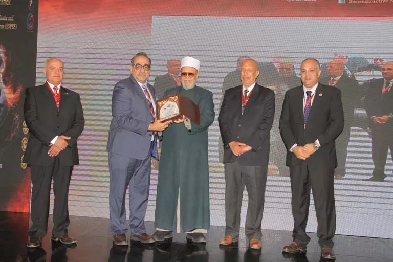 الجمعية الشرعية تطلق مؤتمرها الأول للحروق (2)