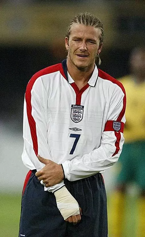 إابة بيكهام مع إنجلترا في عام 2003