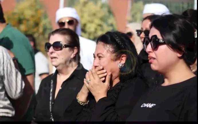 سلوى عثمان في جنازة سامح عبدالعزيز