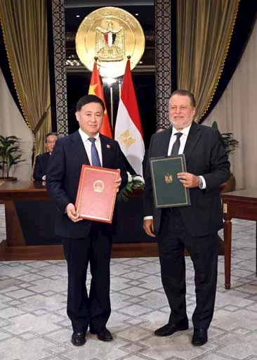 مذكرة تفاهم بين محافظ البنك المركزي  ونظيره الصيني (2)