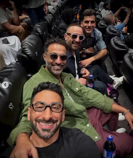 زيزو مع أحمد السقا وفهمي من فيلم أحمد وأحمد