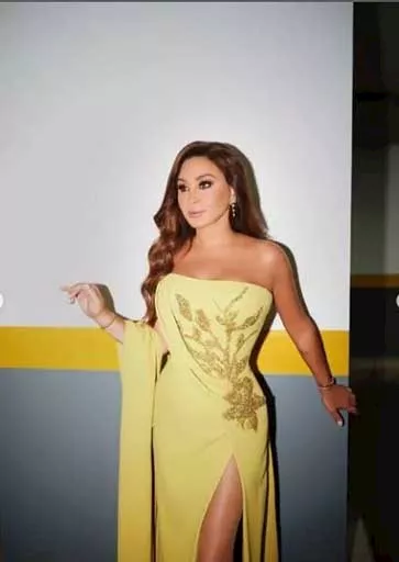 إليسا تستعيد تألقها في حفل زفاف نجل إيلي صعب 