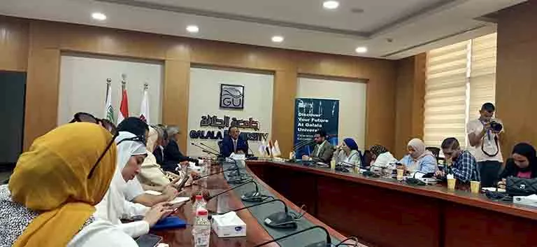 جانب من المؤتمر الصحفي