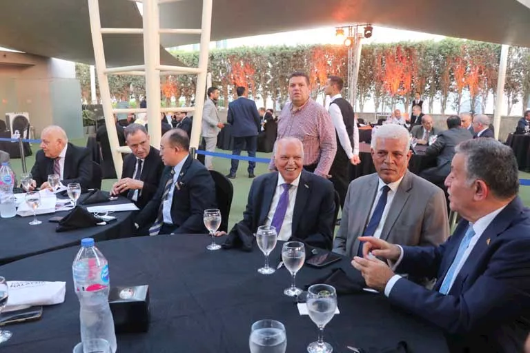 نقيب المعلمين يشارك في إيديوجيت 2025 ويؤكد مصر تسير بخطى واثقة نحو الريادة التعليمية (2)