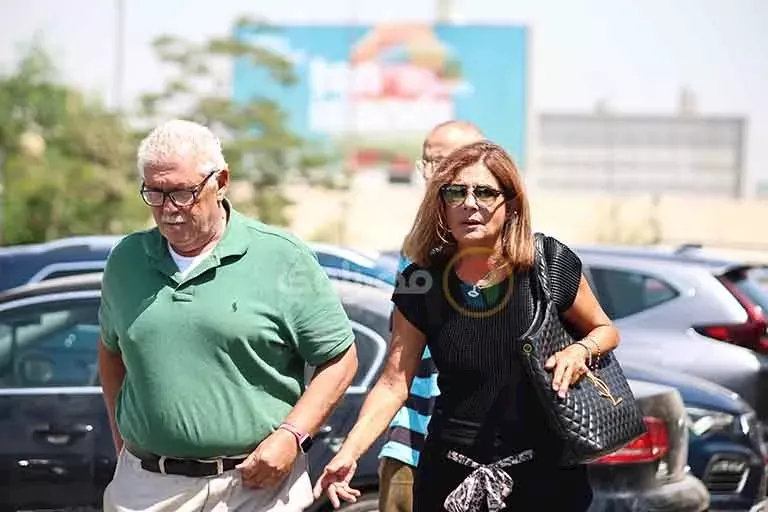 الصور الأولى من جنازة أرملة الملحن الكبير سيد مكاوي_2