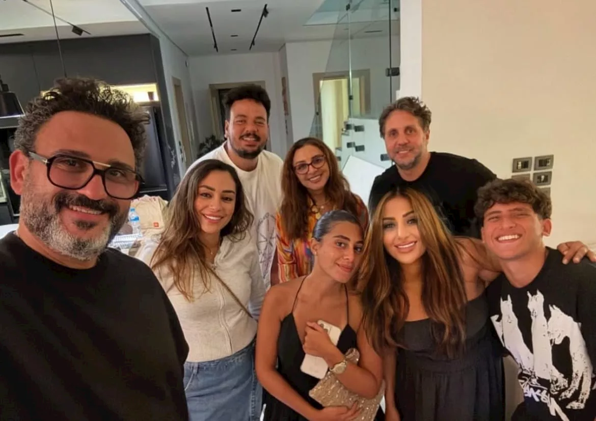 مع أكرم حسني وهشام ماجد ومصطفى غريب.. أحدث ظهور لـ أنغام_9