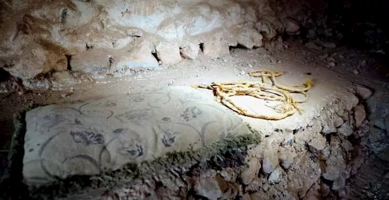 سجن تحت الأرض في سوريا  (3)