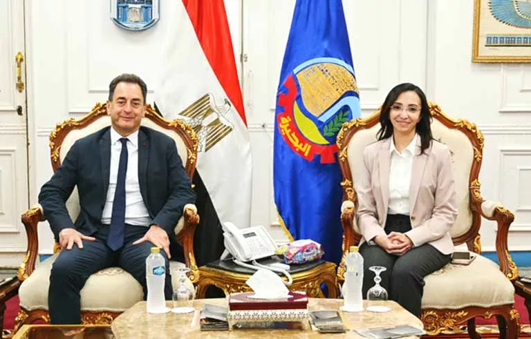 السفير الفرنسي إيريك شوفالييه (2)