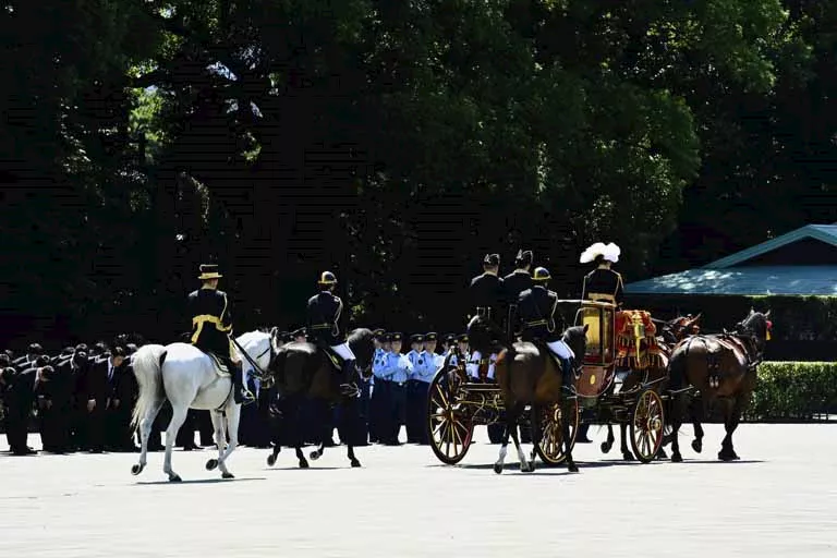 صورة 3 أمير ياباني