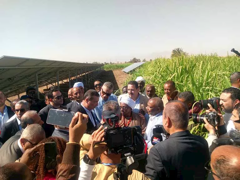 زيارة محافظ البنك المركزى ووزير الزراعة لقرى نصر النوبة