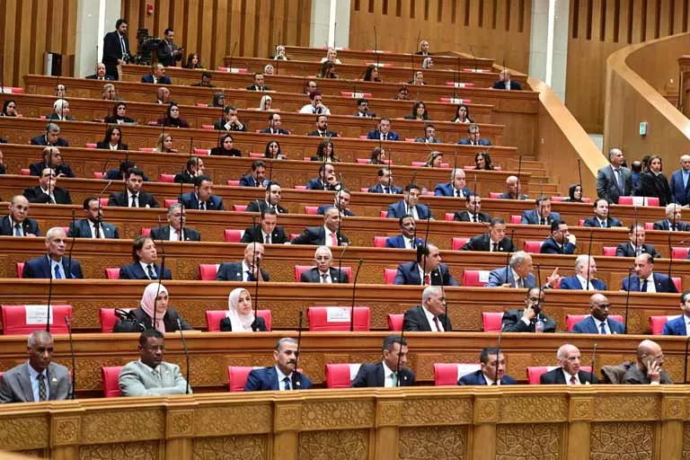 النواب الجدد يؤدون اليمين الدستورية في الجلسة الافتتاحية  (28)