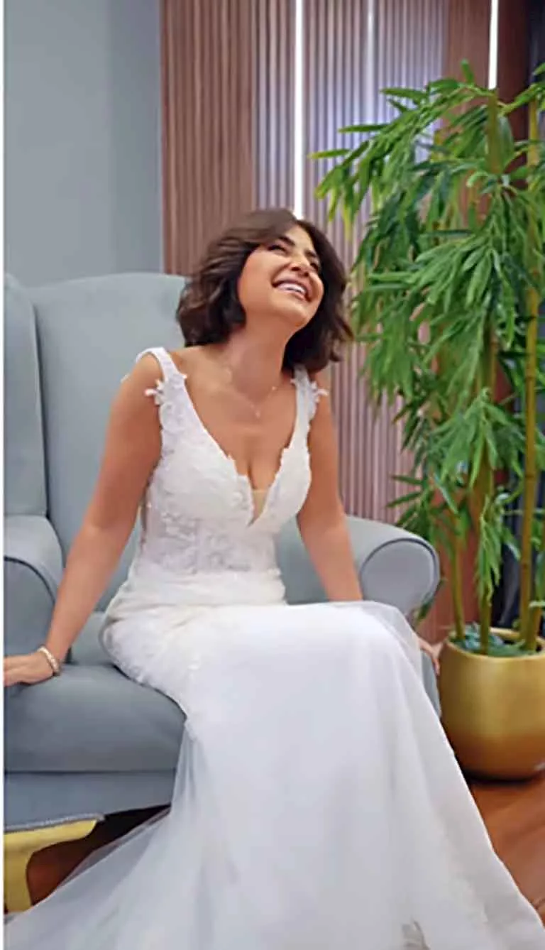 منة فضالي تخطف الأنظار