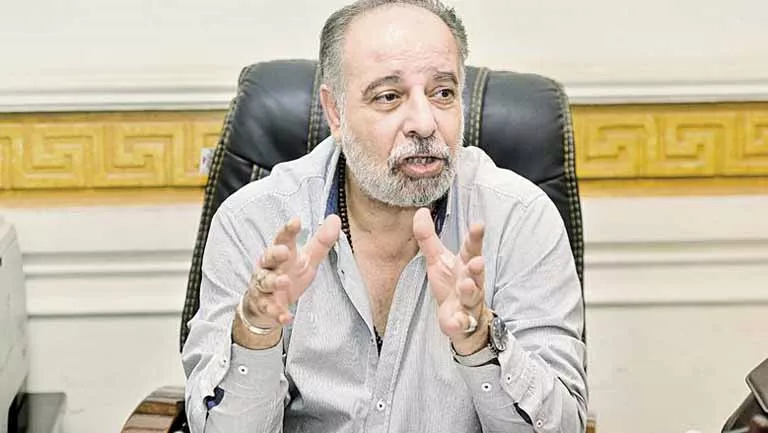 نقل الفنان ياسر صادق إلى المستشفى إثر تعرضه لأزمة صحية