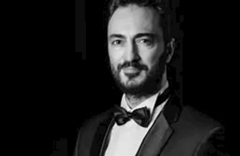 وفاة مغني الأوبرا التركي إمراه إردم جيديك_10