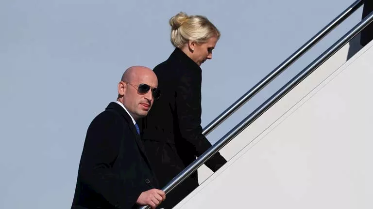 صورة 2 ستيفن ميلر_2