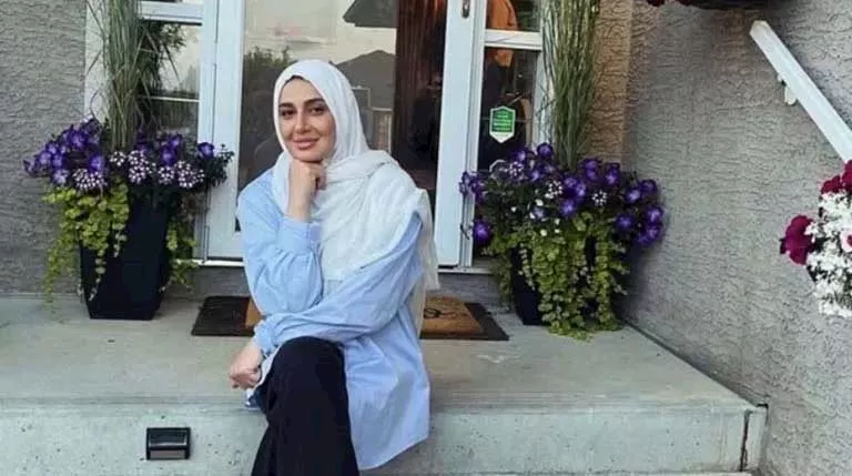 بعد ندمها على تقديم حجابك تاج.. كواليس علاقة حلا شيحة بأغنية أمل حجازي؟_3