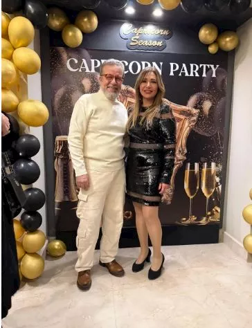 شريف منير مع ليلى علوي في عيد ميلادها (2)