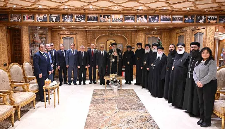 البابا تواضروس يستقبل وزير الخارجية للتهنئة بعيد الميلاد المجيد