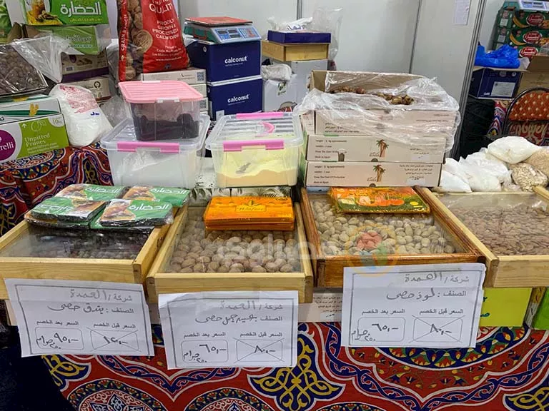 أسعار السلع الغذائية والياميش في معرض أهلا رمضان بفيصل (21)