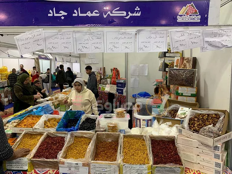 أسعار السلع الغذائية والياميش في معرض أهلا رمضان بفيصل (20)