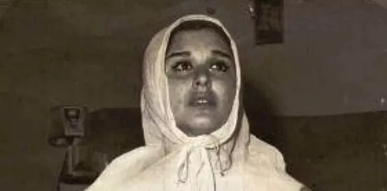 نجوم أعلنوا نسبهم إلى نسل الرسول_3