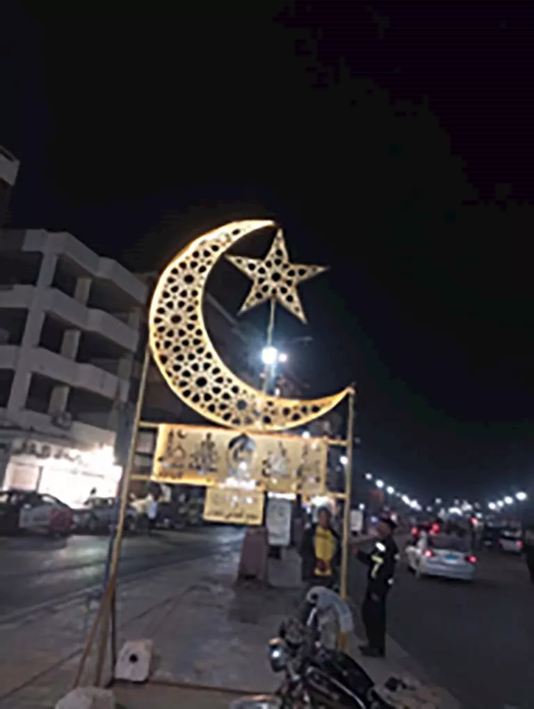 تزيين شوارع الأقصر لاستقبال شهر رمضان