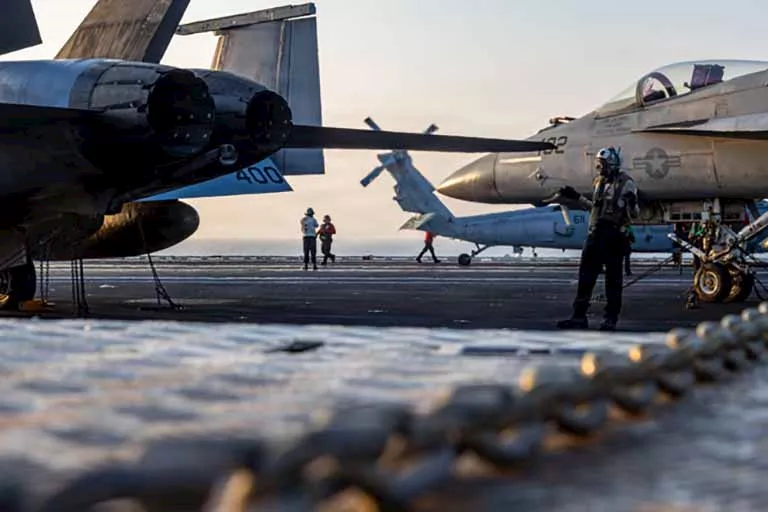 بعد وصول المدمرة "ماهان".. إعلام عبري يكشف تفاصيل هجوم أمريكي وشيك على إيران 5 1 (6)