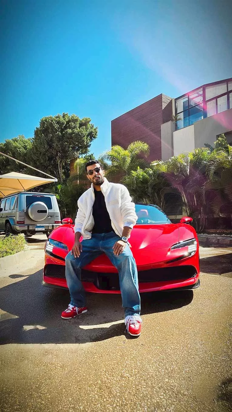 سيارة محمد سامي الجديدة