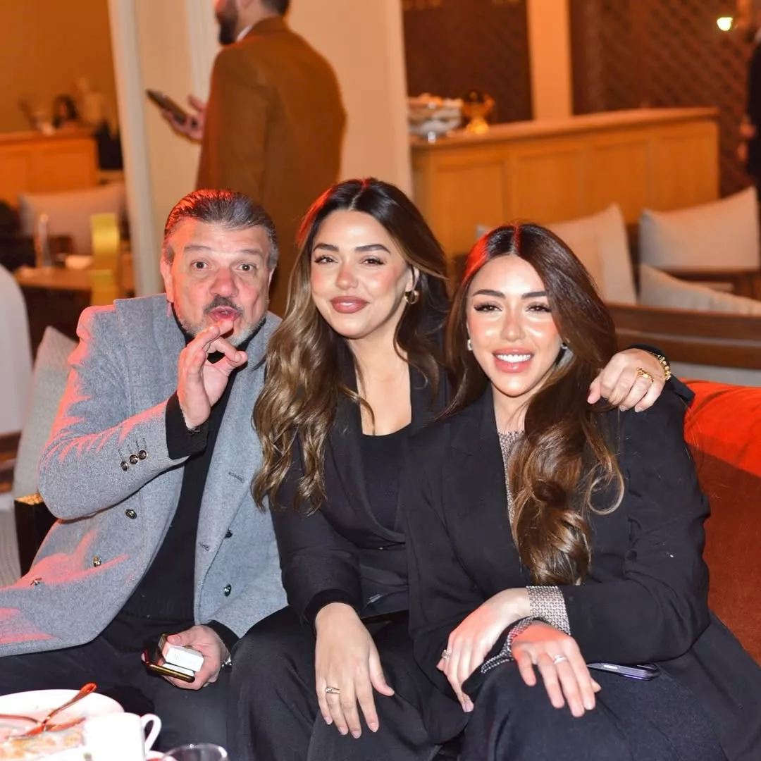 برفقة والدها وشقيقتها.. سارة تنشر صورا عبر 