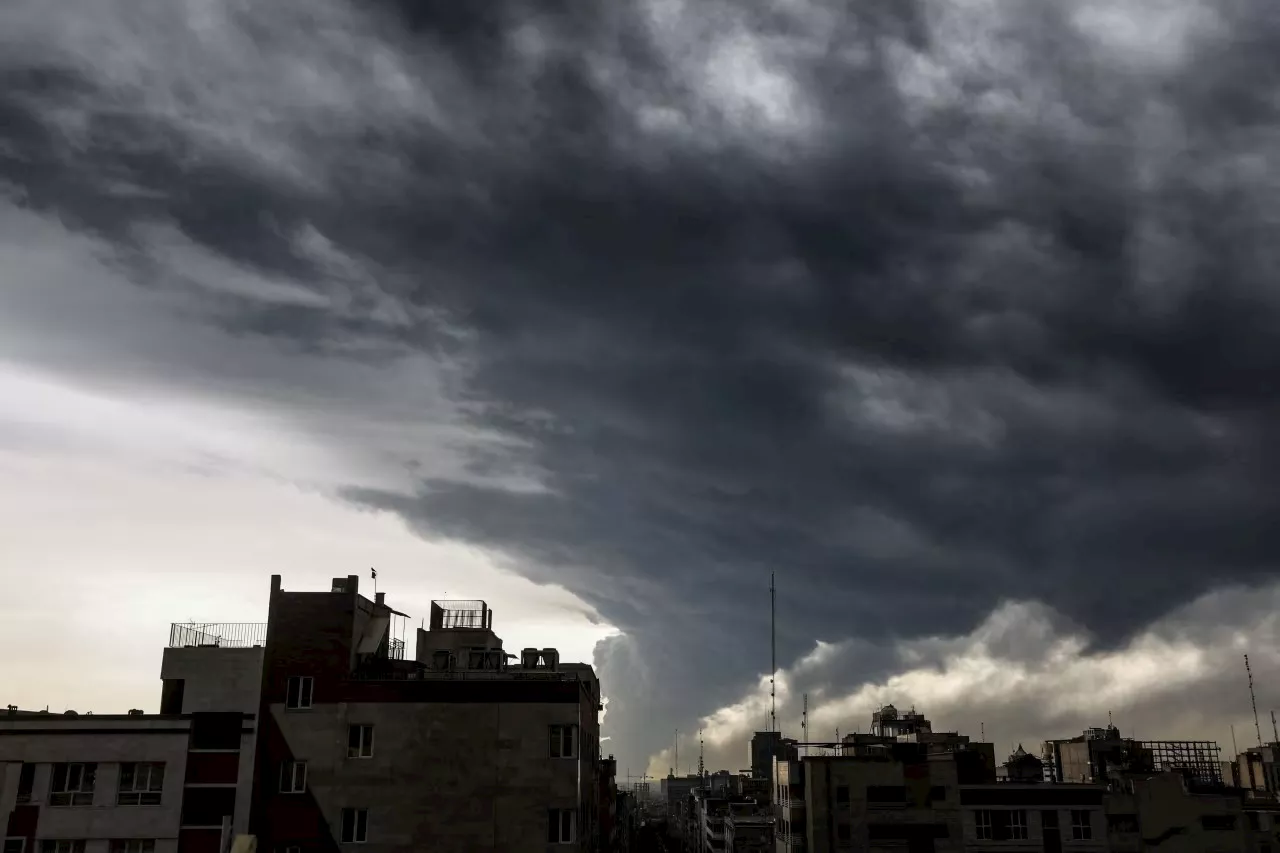 صورة 1 أمطار سوداء