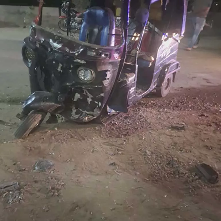 آثار الحادث