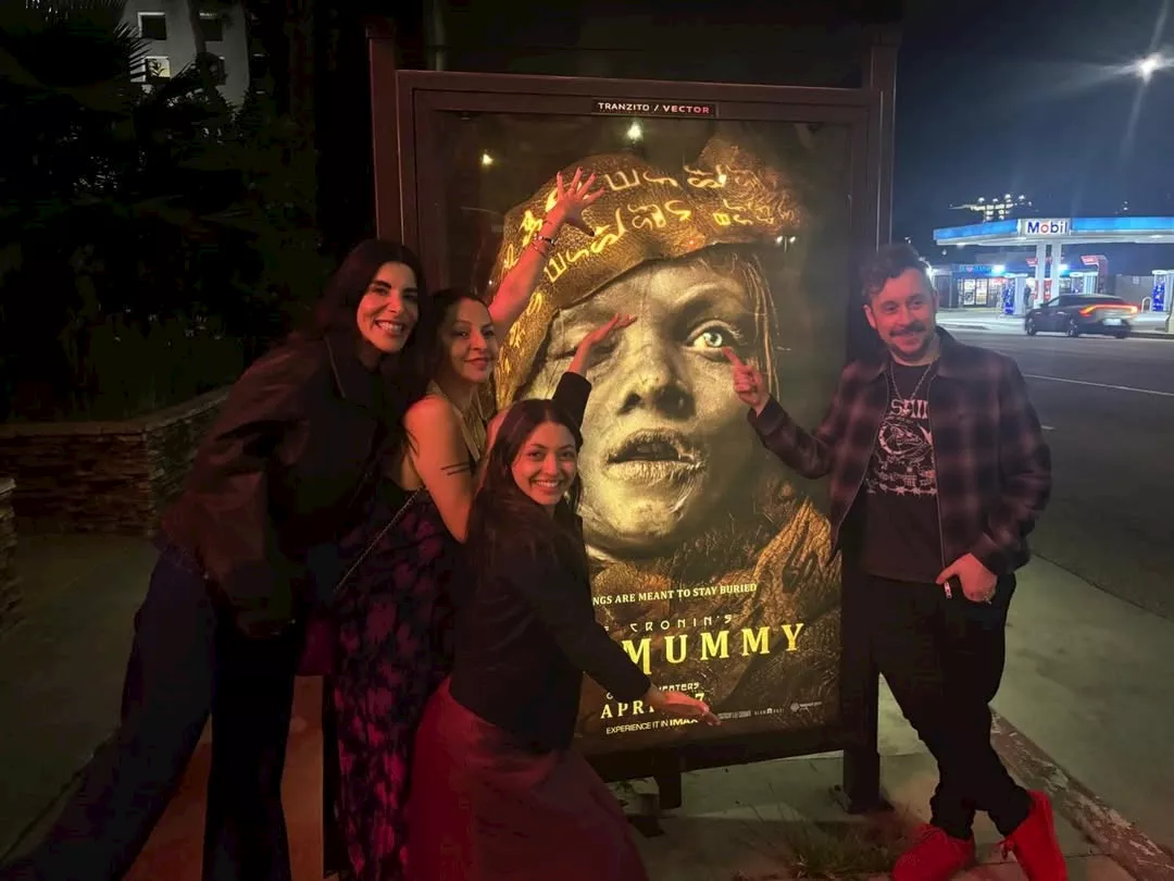 مي الغيطي مع نجوم الفيلم