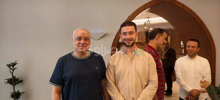 محمد أبو بكر ورئيس لجنة السياحة الدينية (1)