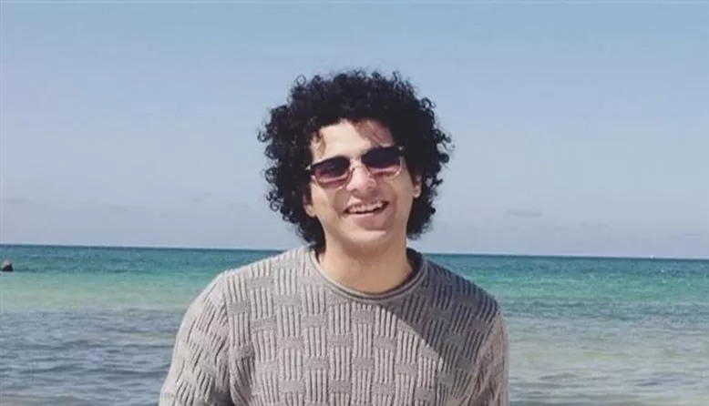 بعد خضوعه لجراحة.. شقيق إسلام عاكف يطمئن الجمهور على حالته الصحية