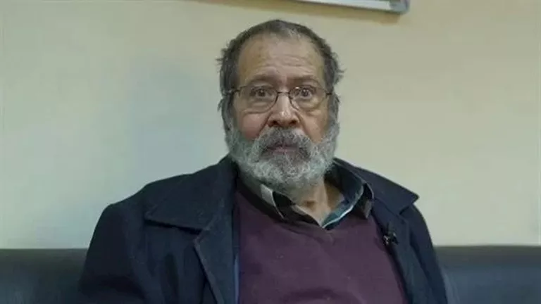 للمرة السادسة.. نقل الفنان سامي عبدالحليم إلى العناية المركزة