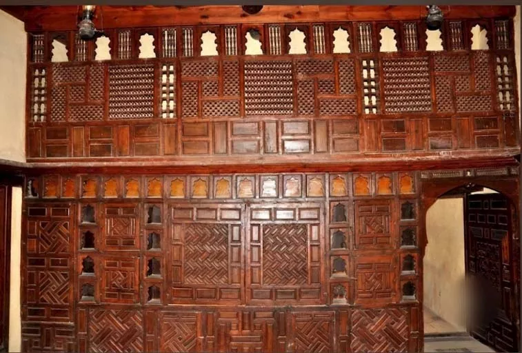 دواليب الأغاني.. قصة ابتكار معماري حوّل بيوت رشيد إلى قاعات طرب (صور) | مصراوي