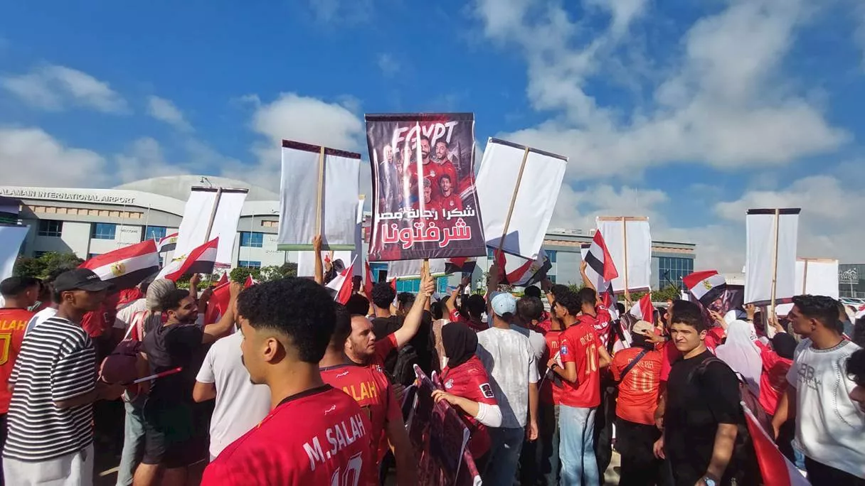 استقبال الجماهير المصرية للمنتخب (4) (1)