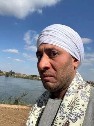 المتسبب هرب.. نجاة السيناريست محمد أبو السعد من حادث سير