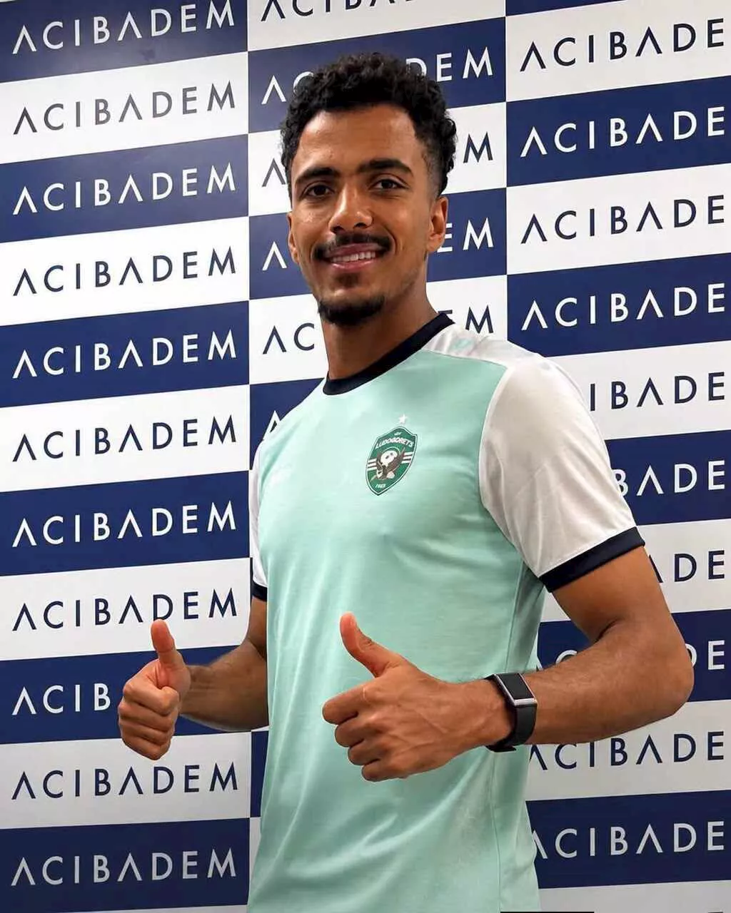 حسام عبد المجيد يجتاز الكشف الطبي للانتقال إلى لودوجوريتس البلغاري (2)