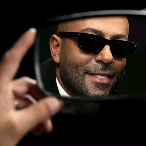 تامر عاشور الفنان