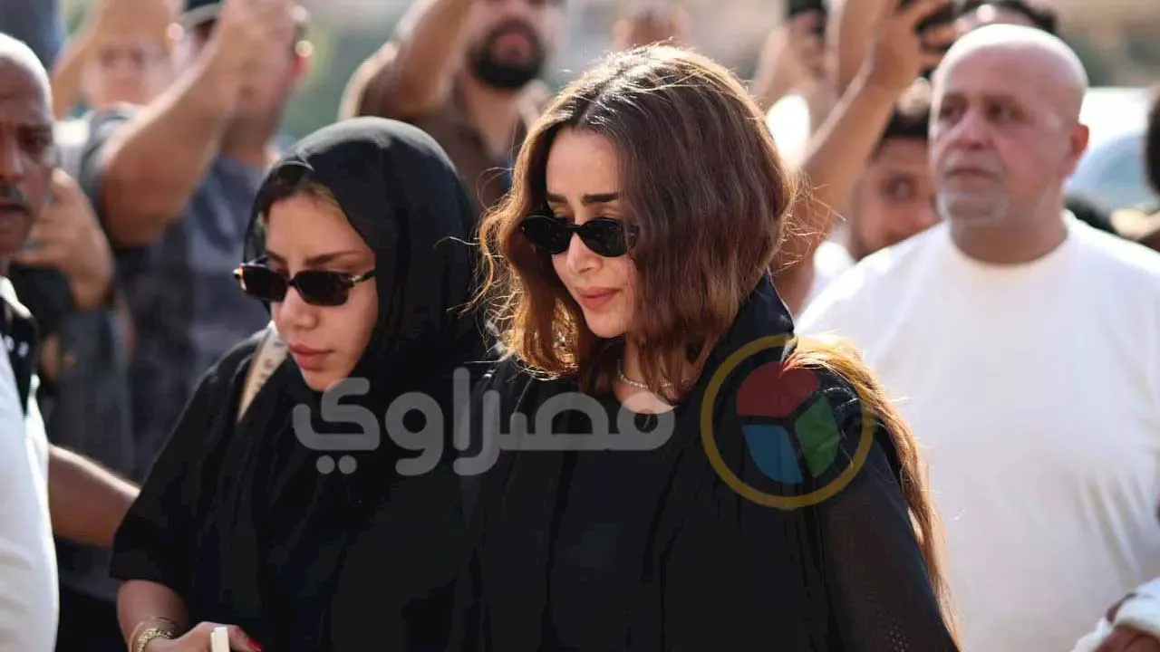 هنا الزاهد