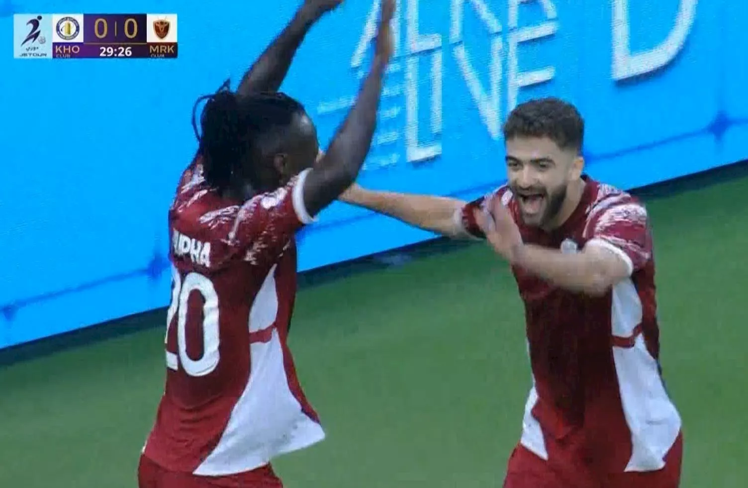 أحمد محمد أبو تريكة يسجل هدفا رائعا في دوري جيتور القطري